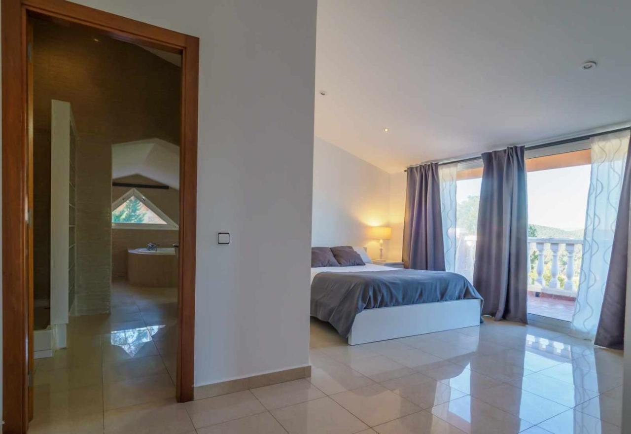 Mas Mestre Con Una Capacidad De 6 A 8 Huespedes Cerca De Sitges Olivella エクステリア 写真